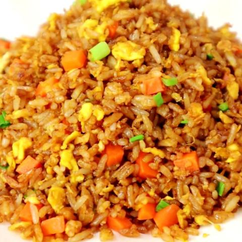 香港餃子酒場 下北沢店 半額醤油チャーハン