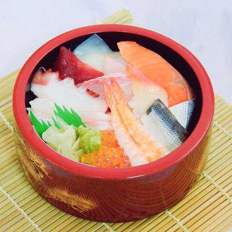 鮨寅 特上海鮮ちらし