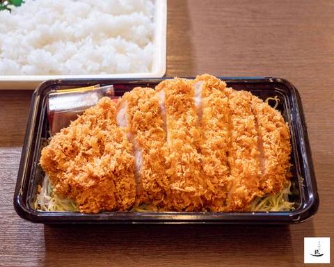 とんかつ鉄 長原店 特上ロースカツ弁当【ご飯大盛】