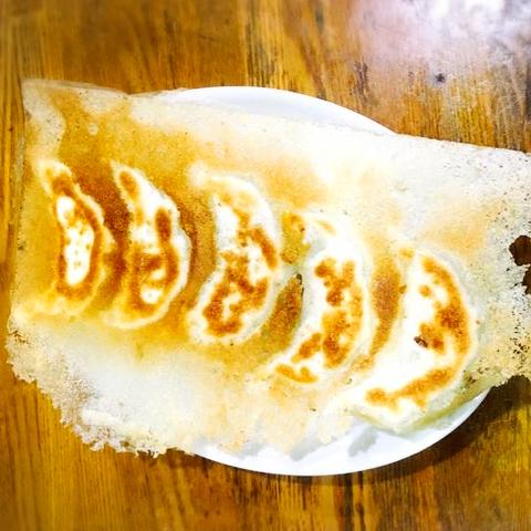 華聖樓 焼き餃子
