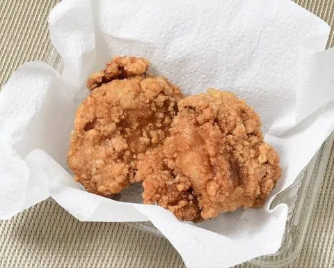 井之上商店 押上店 から揚げ 2貫(約120g)