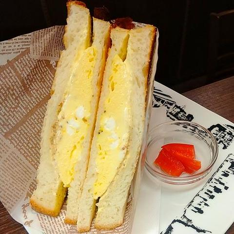COFFEE MOAT ふわとろ厚焼きたまごサンド