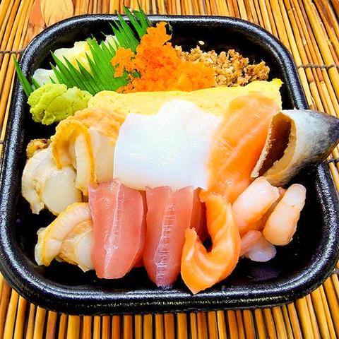 ドン丼丸 ちらし丼