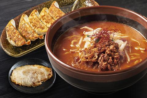 麺場 田所商店 行徳店 辛味噌らーめん+炙りチャーシュー1枚+餃子