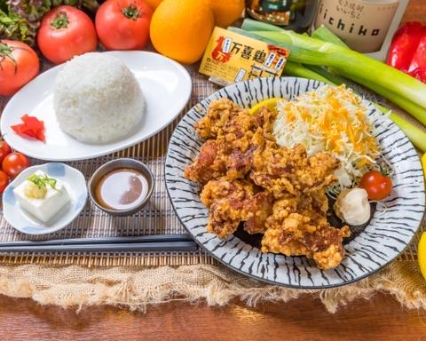 万喜鶏 北浜店 ももカラ定食