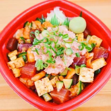 福岡どん丸藤崎駅前店 (福岡どん丸限定ご飯大盛無料)バラねぎとろ丼
