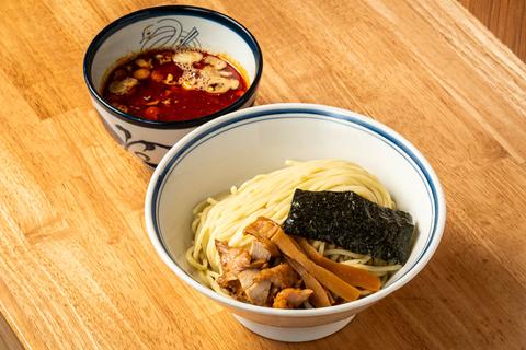 中華そばの店 みのひ サバの激辛つけ麺  大盛