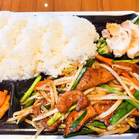 雪中王哈爾濱飯店 第十五支店 ニラレバー弁当