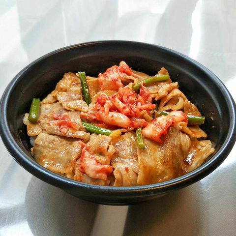 圧倒的背徳感!すたみなRUSH!保谷町店 旨辛豚バラキムチ丼