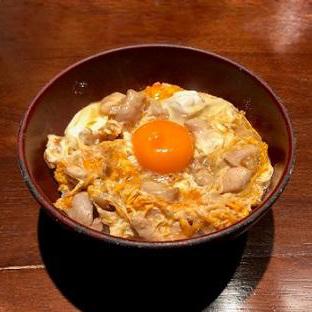 炭火串焼 いろどりや 親子丼【並盛】