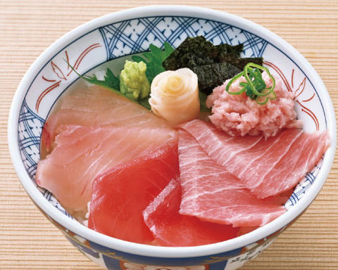 目利きの銀次 南浦和西口駅前店 まぐろ四色丼