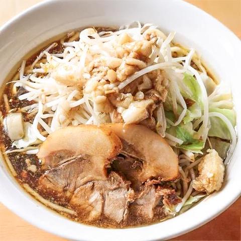 自家製熟成麺 吉岡 目白店 1.【ごくうま】吉岡特製 豚ラーメン Yoshioka Special Pork Ramen