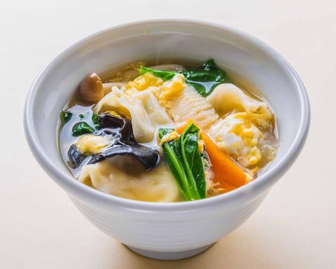 西安餃子(しーあんぎょうざ) ビーンズ赤羽店 野菜たっぷりスープ餃子<3個>
