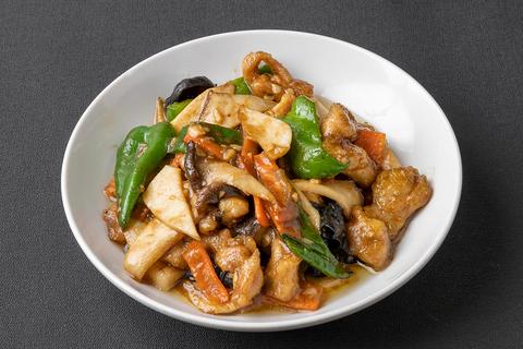 中華料理かおたん赤坂店 鶏肉とエリンギの中華炒め