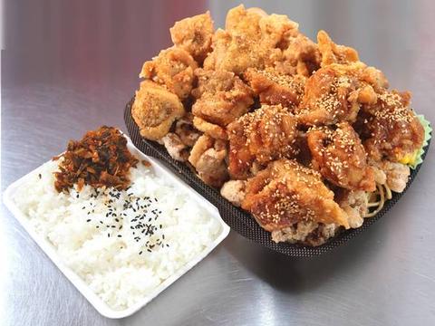 肉汁からあげ専門店 だるま商店 美野島店 【スーパー極】男気ギガMAX弁当