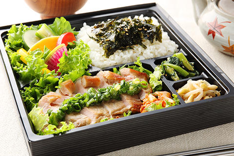 韓国熟成焼肉コギヤ 墨田 【旨ねぎ塩】豚ロースステーキ弁当 130g