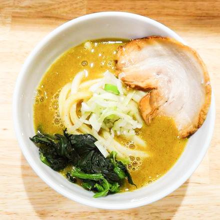 熟成カレーうどん 哩庵 カレーうどん(薬味ネギ、ほうれん草、豚肉1枚)