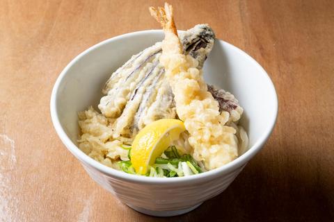 うどん屋 どん伝 天ぷらぶっかけうどん(冷)