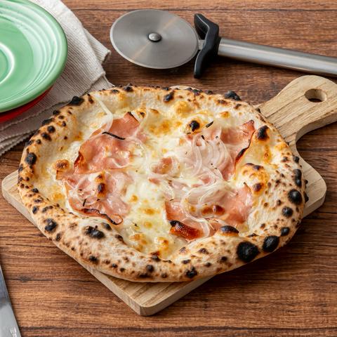 おひとりさまピザ専門店 ピッツァフォルトゥーナ pizza fritta＆pizza pizza fortuna 【定番ピザ】モルタデッラハム＆オニオン