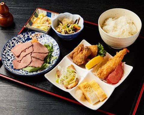 和洋食彩くつろぎや くつろぎ弁当(洋風幕の内) Kutsurogi Bento Box (Western Rice Box)