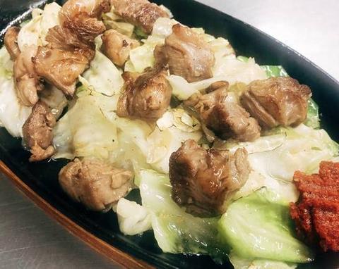 お持ち帰りの焼鳥屋 上長尾店 「スタミナ鉄板シングル」と「げんこつから揚げ2個」と「ご飯」のセット！