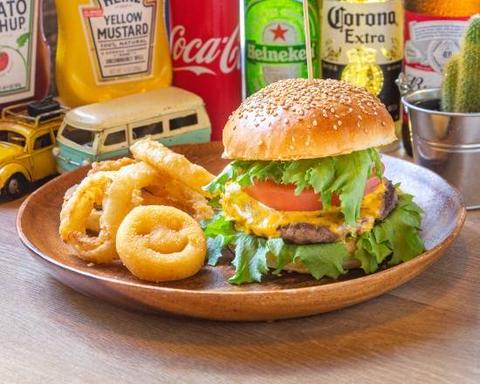 HAMBURGER DINER FLIP-FLOP チーズバーガー(ポテト付き)