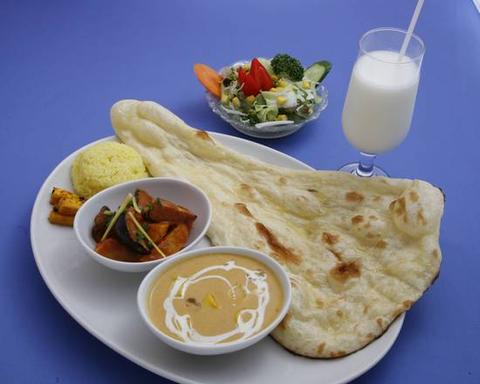 本格インド・ネパール料理エベレスト 【当店人気No,5】2種類選べるカレーセット Curry set with 2 types to choose from
