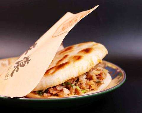 孫二娘 脚牛肉 マーラータン 日暮里店 西安風ハンバーガー
