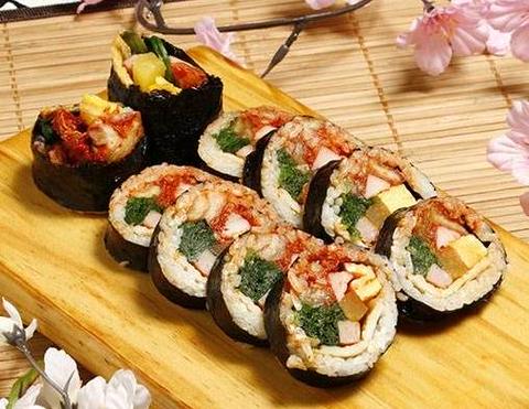 明洞のり巻 職安通り本店 キムチのり巻