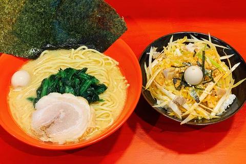 横浜家系ラーメン赤家人形町店 ラーメン +辛ネギチャ丼