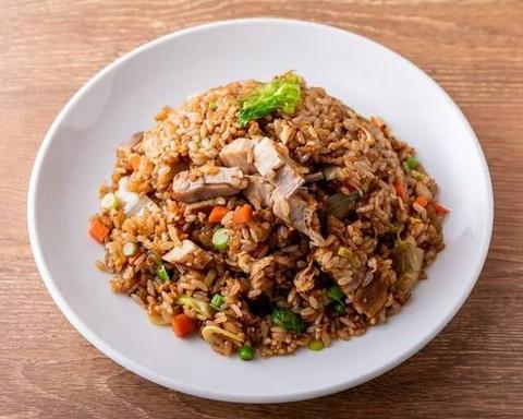 金の餃子酒場 西葛西店 店長のまかないチャーシュー炒飯