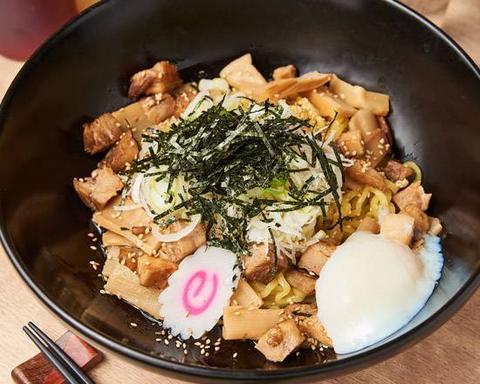 味の天徳 柿生店 【やみつきトッピング】+油そば各種 並盛