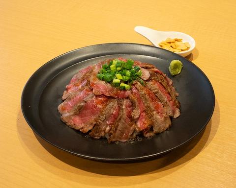 焼肉さい藤 熟成牛ステーキ丼(国産牛赤身)
