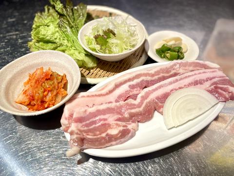 焼肉ホルモンぺごぱ別館蒲田店 サムギョプサルセット1人前