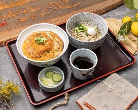 銀座創業40年老舗そば屋「多吉」 豚ロース肉の～カツ丼(小盛)セット