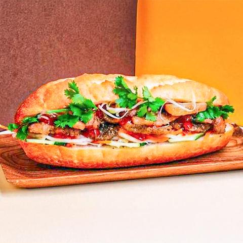 BANH MI XIN CHAO 池袋店 おすすめ焼き鳥肉バインミー Grilled Chicken Banh Mi