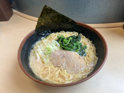 富士そば 秋葉原店 とんこつ醤油ラーメン