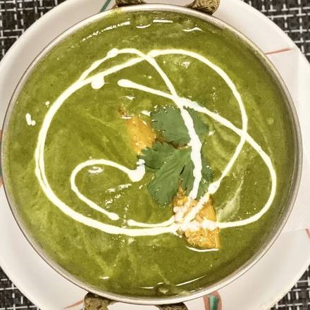 本場のインド・アジアンレストラン サイナ ほうれん草チキンカレー Spinach ＆ Chicken Curry