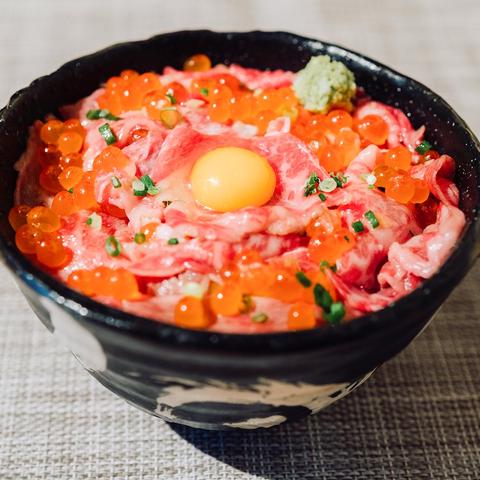 牛トロいくら本舗 1.炙り牛トロいくら丼