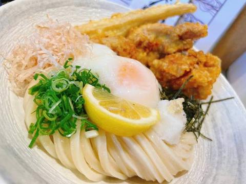 万空うどん田舎っ子 鶏玉天ぶっかけ