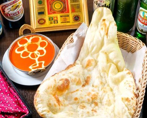 プラシッダ桜山店 チキンバターマサラナンセット Chicken Butter Masala Naan Set