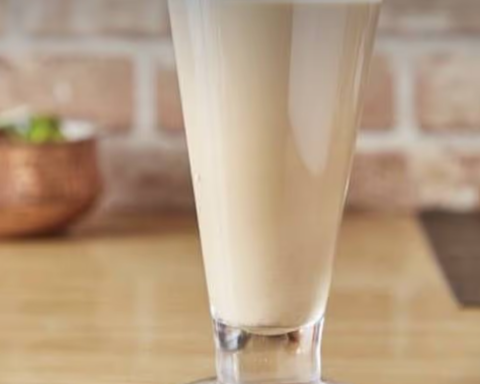 BUZZ BOWL CURRY ZONE マサラティーアイス Masala Tea Ice