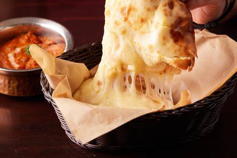 カトマンドゥカリーPUJA六甲 プレーンナン＆カリーセット Plain Naan ＆ Curry Set