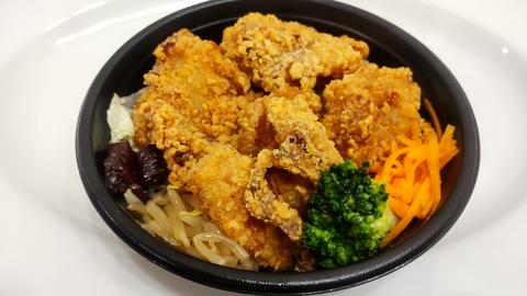 揚げたて唐揚げと丼物弁当 キッチンヤタロー 鶏の唐揚げ丼 (もも肉4個)