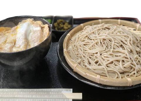 手打ち蕎麦伊津乃屋 ざるカツ丼