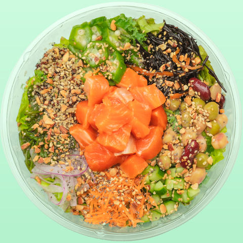 12種野菜とスーパーフードの腸活サラダ SUPER FOOD SALAD TOKYO 漬けサーモンの腸活サラダボウル