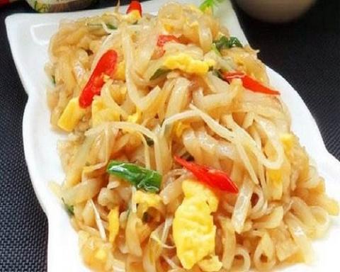 湘味食府 炒河粉  中華パッタイ