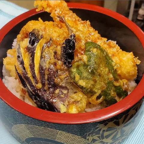 魚那 輝 サクッと香ばしい！王道の天丼