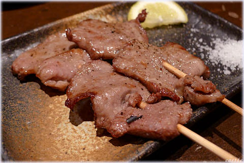 トンマッコル 牛タン串1本