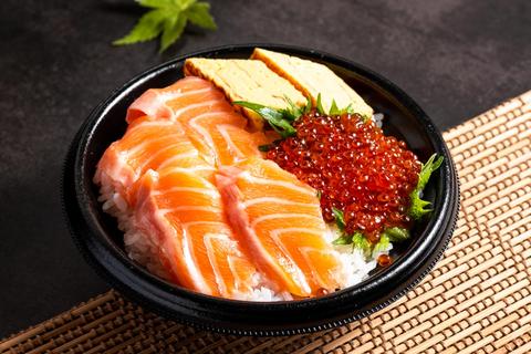 神田一番寿司白山店 親子丼